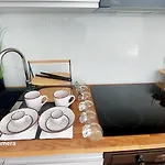 Miodowy Apartament Z Balkonem, Hustawka, Garazem I Faktura